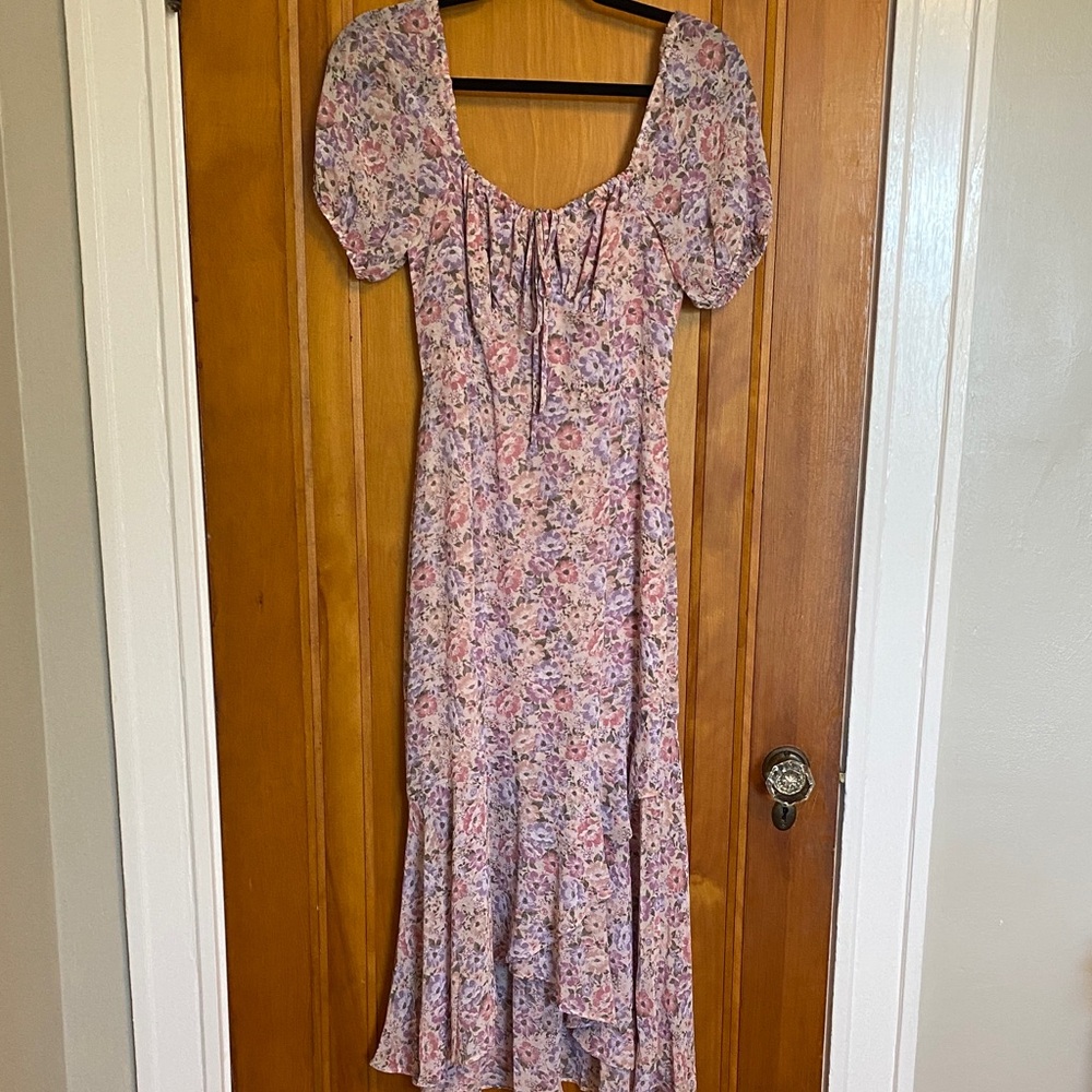 Astr the Label Floral Puff Sleeve Midi Dress